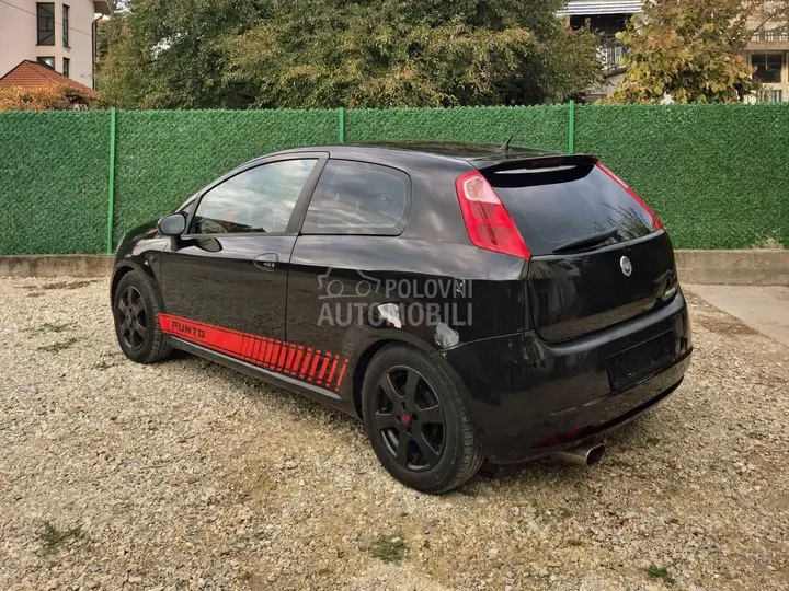 Fiat Grande Punto 2007 photo 4