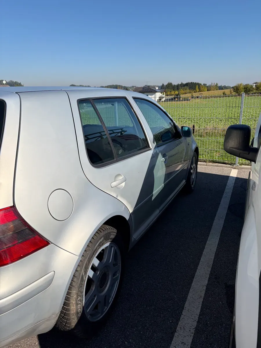 Volkswagen Golf 2000 photo 3