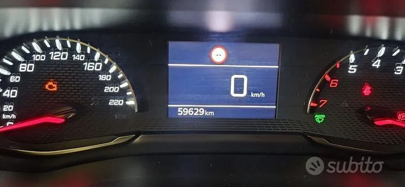Peugeot 2008 2021 photo 3