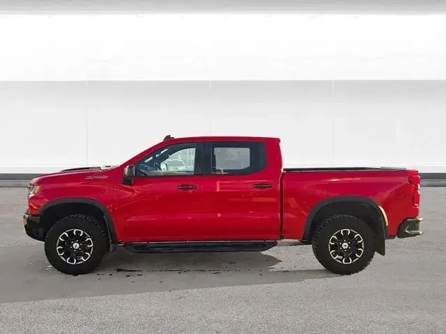 Chevrolet Silverado 1500 2023 photo 3