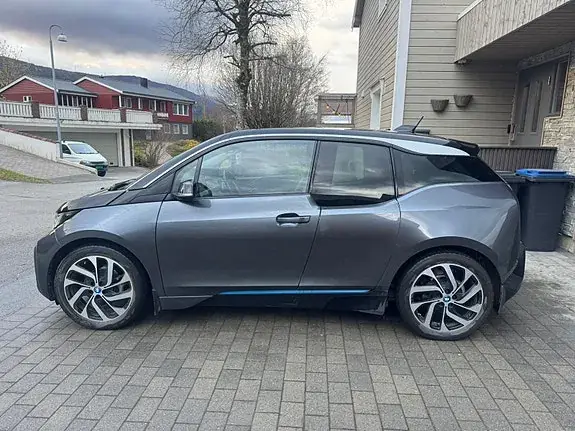 BMW I3 2018 photo 2