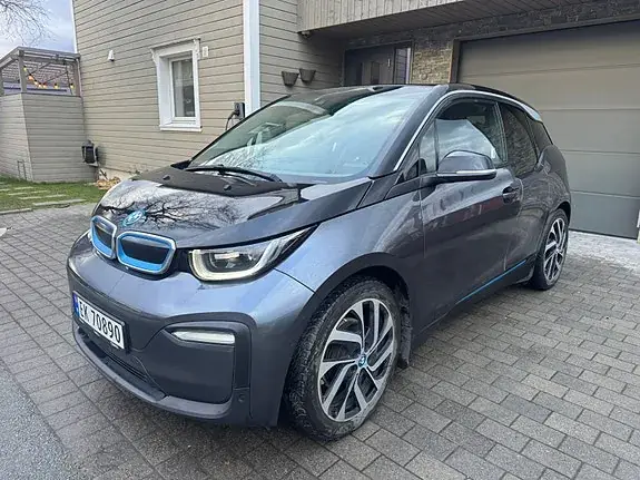 BMW I3