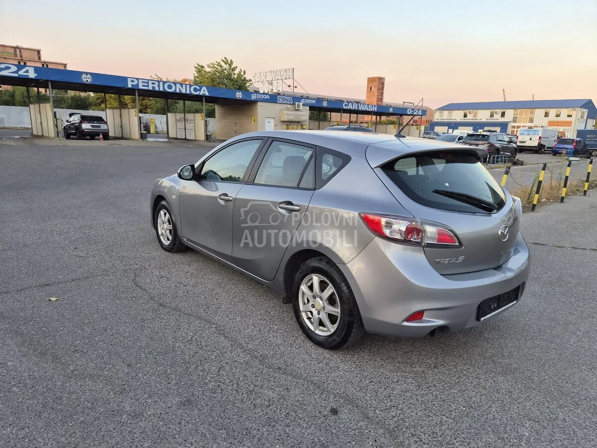 Mazda 3 2012 photo 5