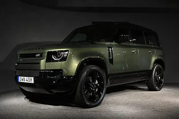 Land Rover Defender 110