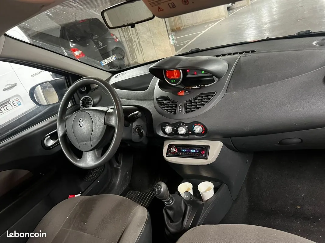 Renault Twingo 2010 photo 3