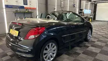 Peugeot 207 2011 photo 3