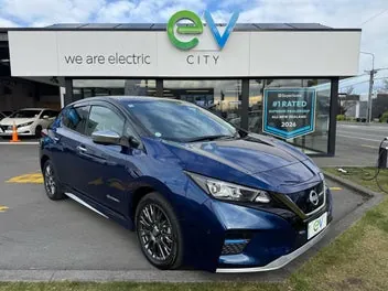 Nissan Leaf 2022 photo 2