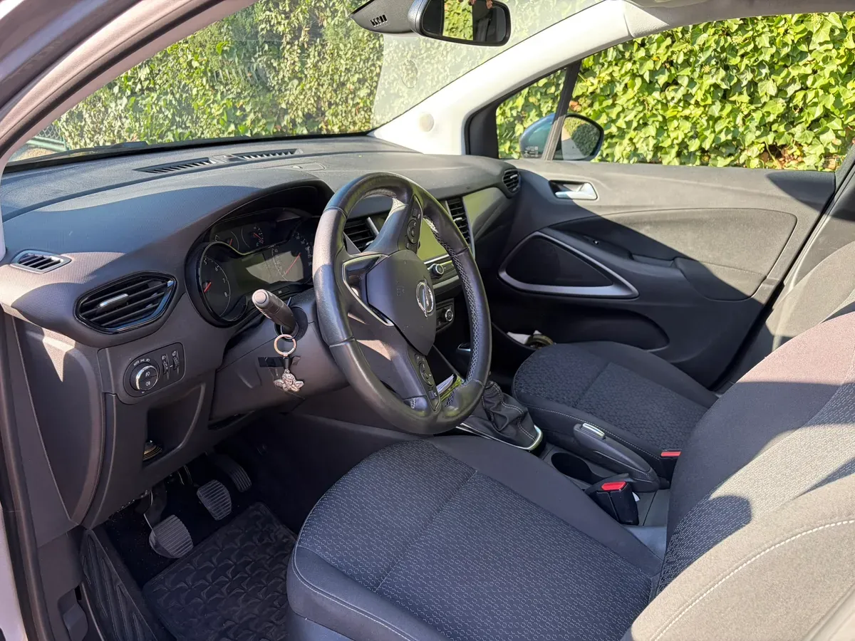 Opel Crossland 2021 photo 3
