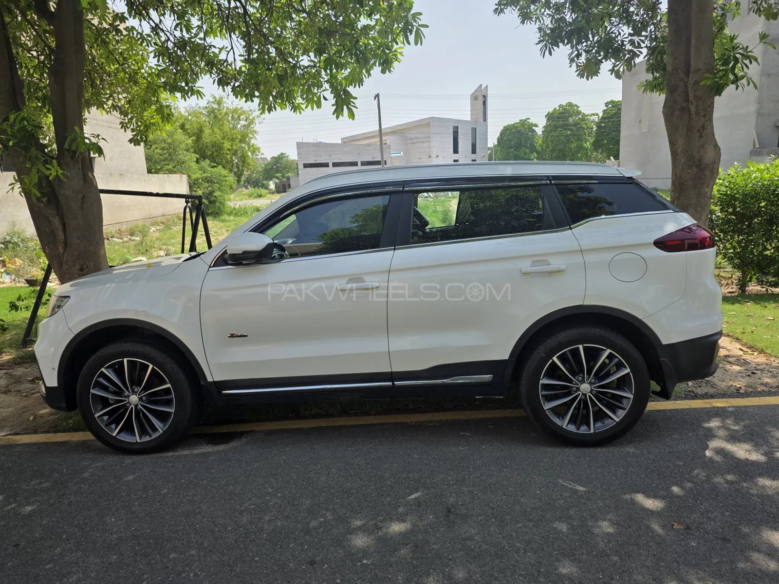 Proton X70