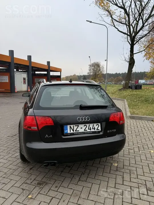 Audi A4 2008 photo 3