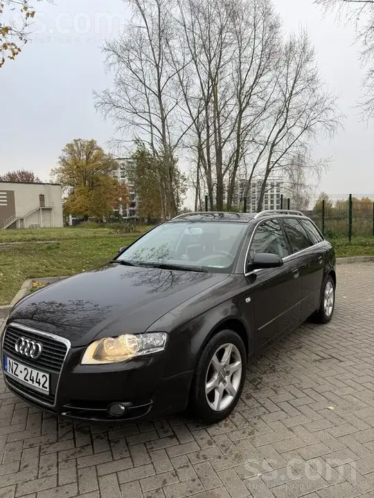 Audi A4 2008 photo 4