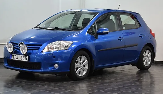 Toyota Auris 2012 photo 4