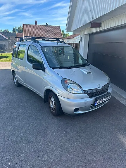 Toyota Yaris Verso