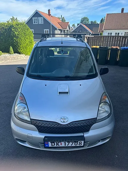 Toyota Yaris Verso 2001 photo 5