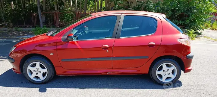 Peugeot 206