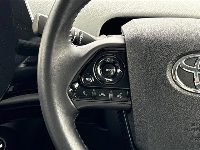 Toyota Prius 2019 photo 3