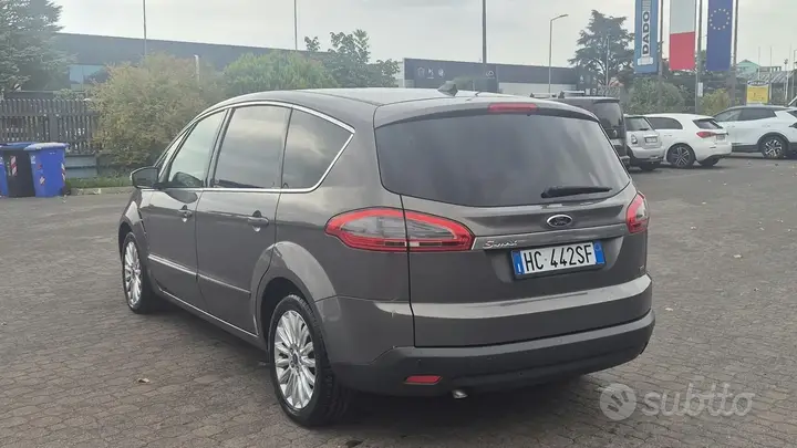 Ford S-Max 2013 photo 3