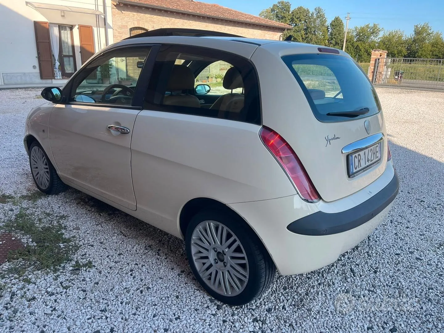 Lancia Ypsilon 2004 photo 3