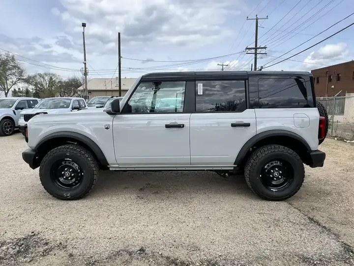 Ford Bronco 2026 photo 4