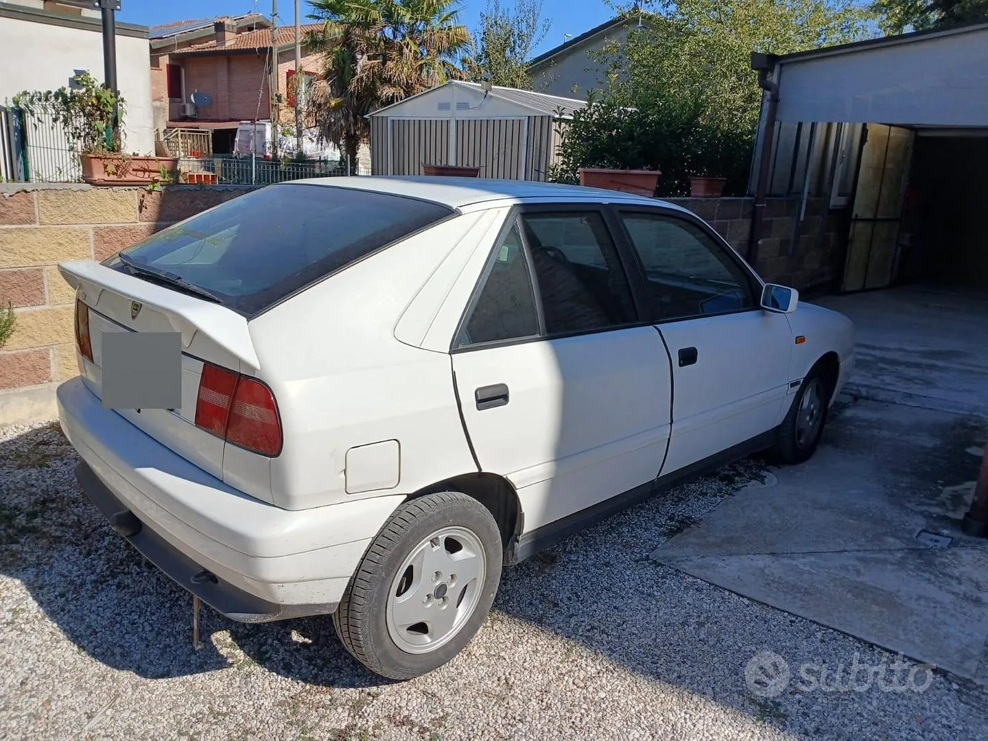 Lancia Delta 1998 photo 2