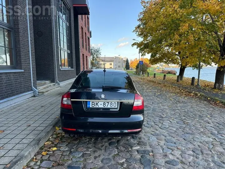 Skoda Octavia 2010 photo 4