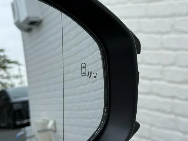 Toyota Prius 2023 photo 5