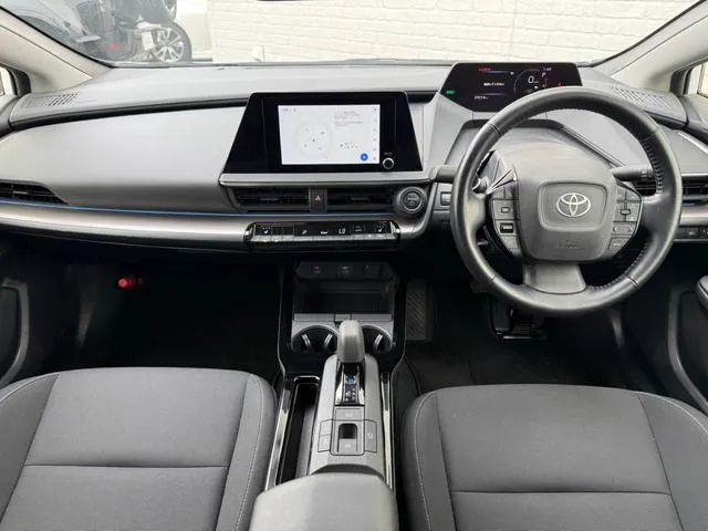 Toyota Prius 2023 photo 2
