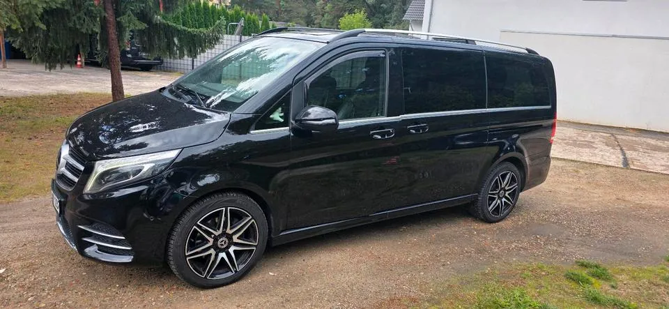 Mercedes-Benz V-Class