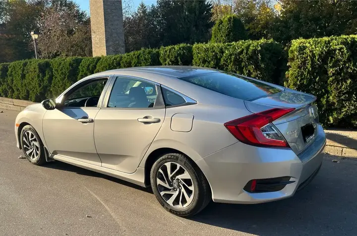 Honda Civic 2016 photo 4