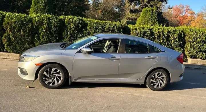 Honda Civic 2016 photo 2