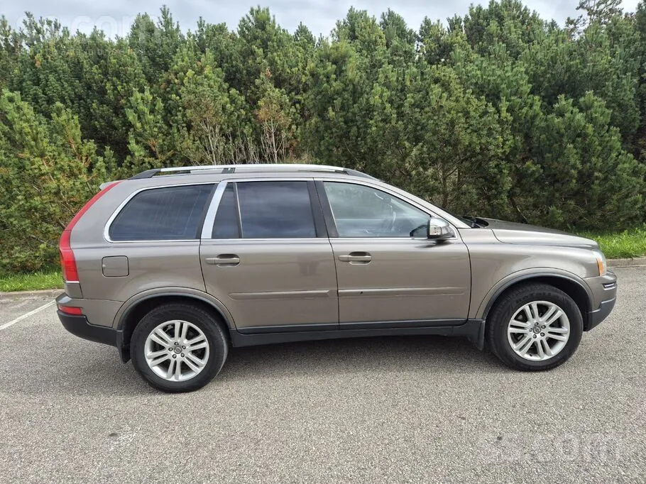 Volvo Xc90 2011 photo 2