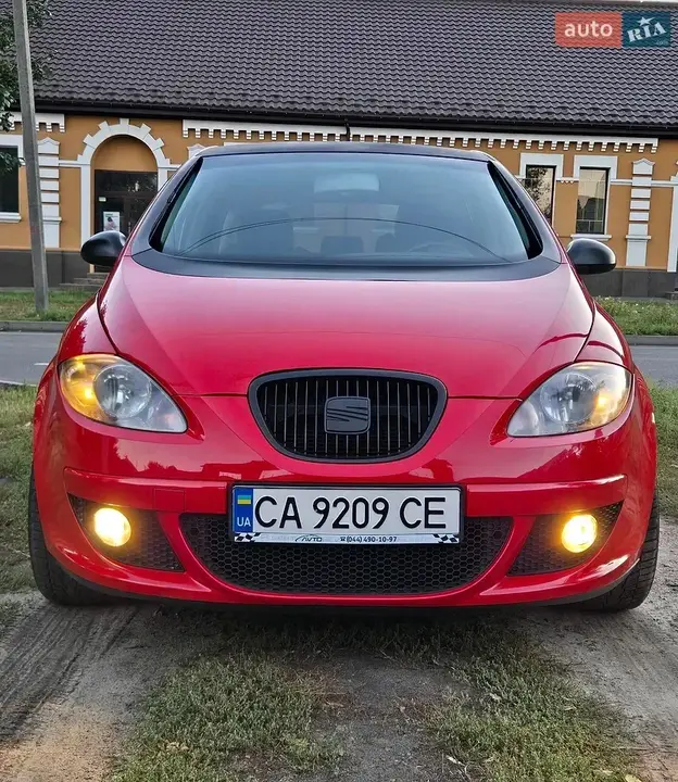 Seat Altea 2004 photo 2