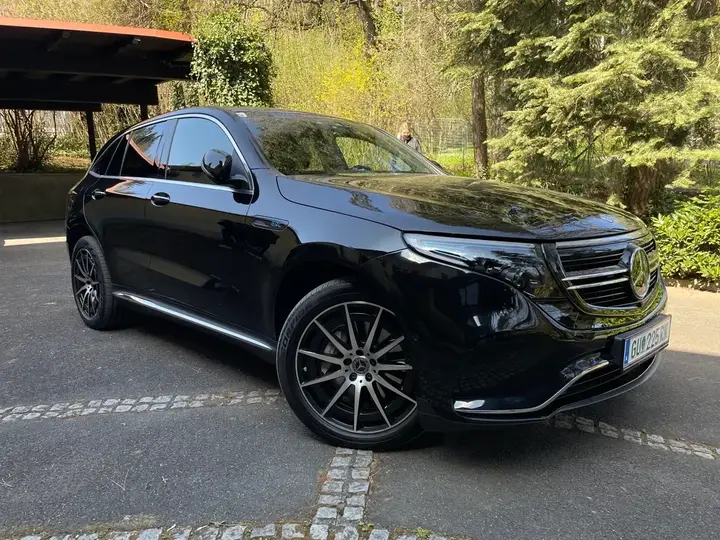 Mercedes-Benz Eqc