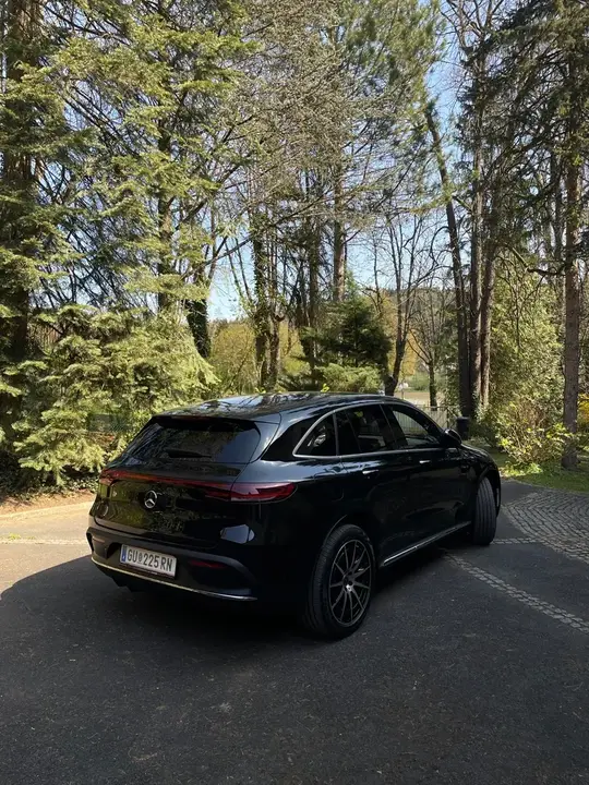 Mercedes-Benz Eqc 2021 photo 2