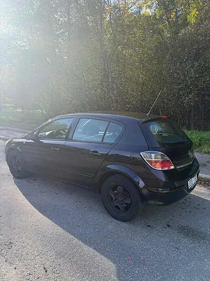 Opel Astra 2009 photo 4