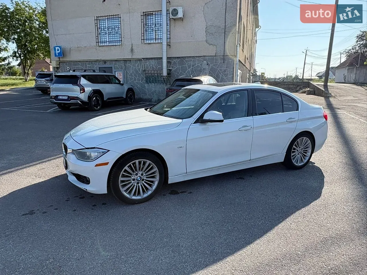BMW 3 Series 2012 photo 3