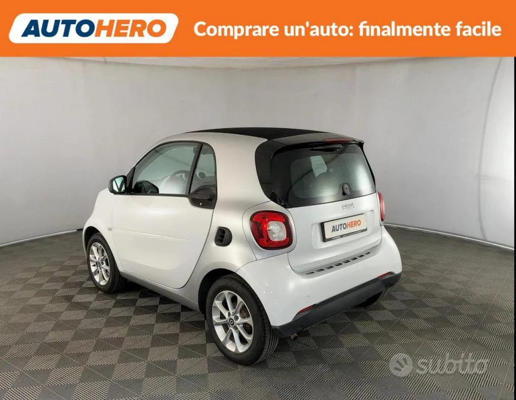 Smart Fortwo 2017 photo 4