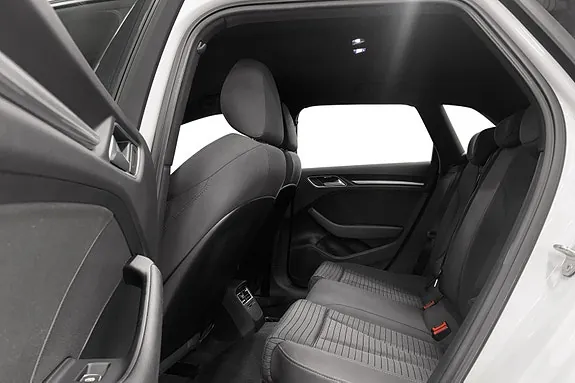 Audi A3 2017 photo 3