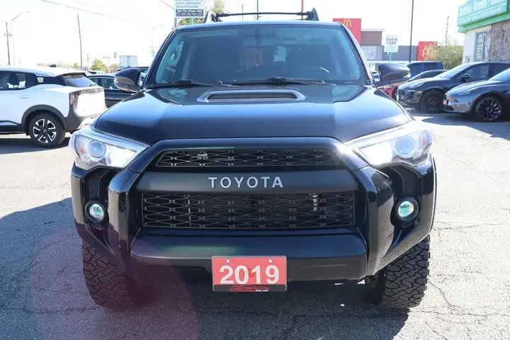 Toyota 4Runner 2019 photo 2