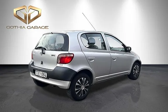 Toyota Yaris 2003 photo 3