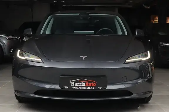 Tesla Model 3 2025 photo 5