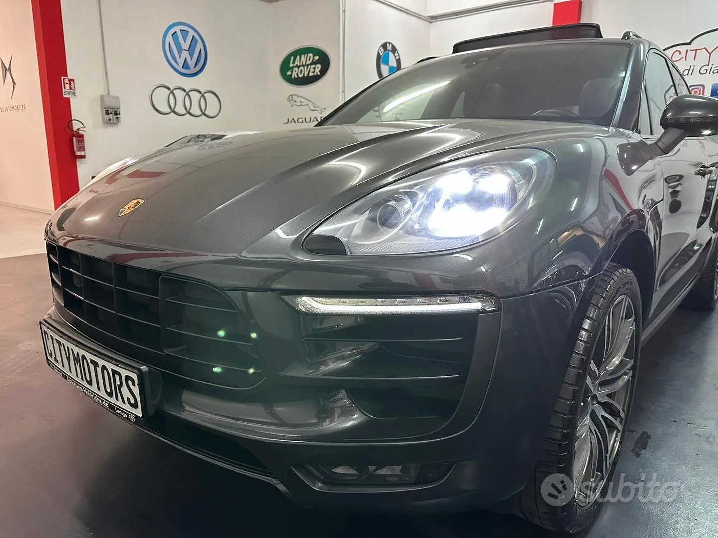 Porsche Macan 2016 photo 2