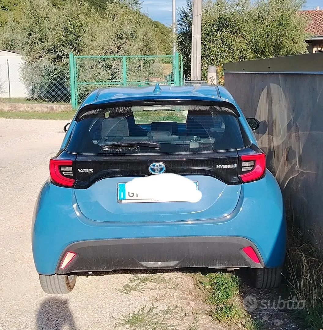 Toyota Yaris 2021 photo 2
