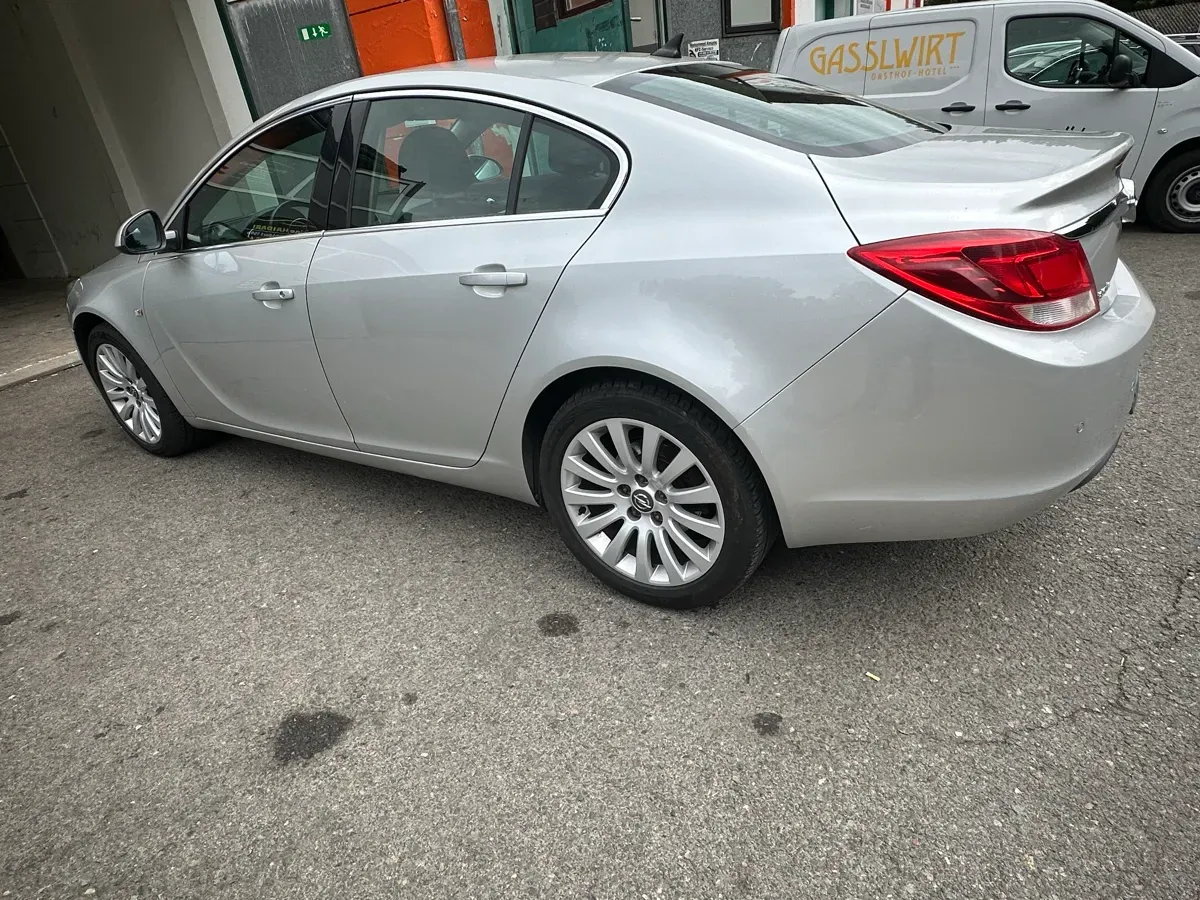 Opel Insignia 2009 photo 2