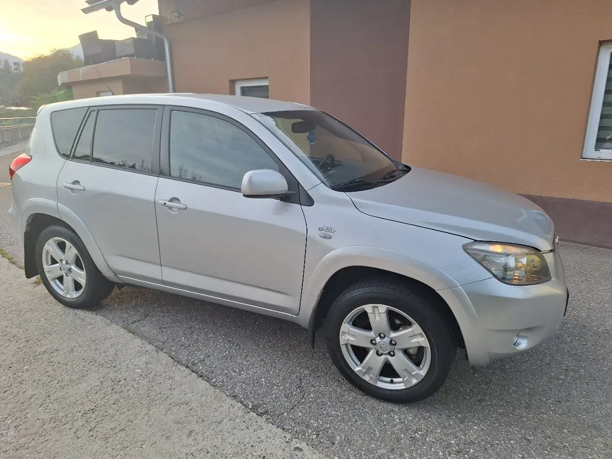 Toyota Rav4 2007 photo 3