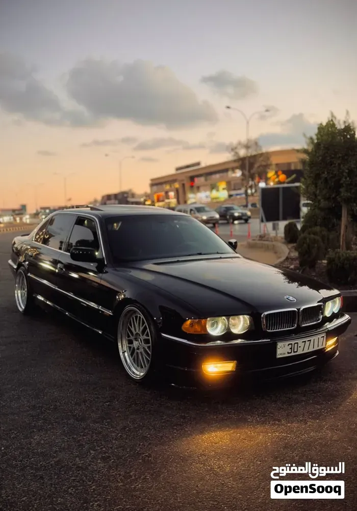 BMW 7 Series 2000 photo 2