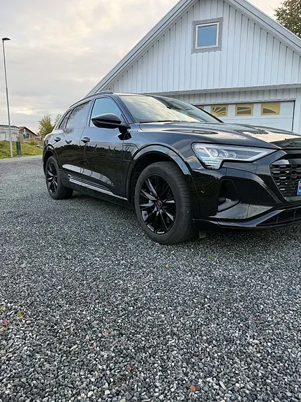 Audi Q8 E-Tron 2024 photo 3
