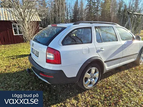Skoda Octavia Scout 2010 photo 3