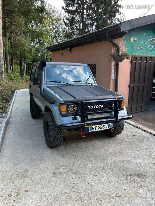 Toyota Land Cruiser