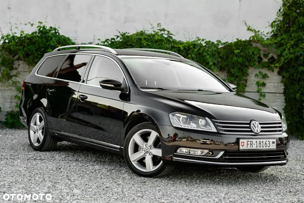 Volkswagen Passat Variant 2012 photo 2